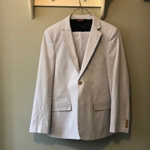 Vineyard Vines boys seersucker suit